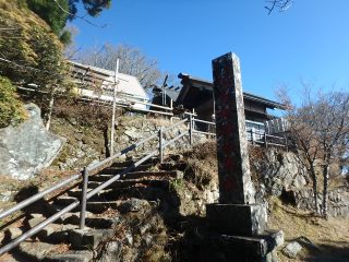 OLYMPUS DIGITAL CAMERA OLYMPUS DIGITAL CAMERA